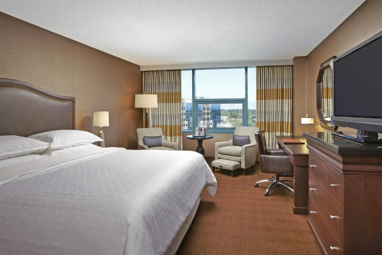 Sheraton Cerritos Hotel