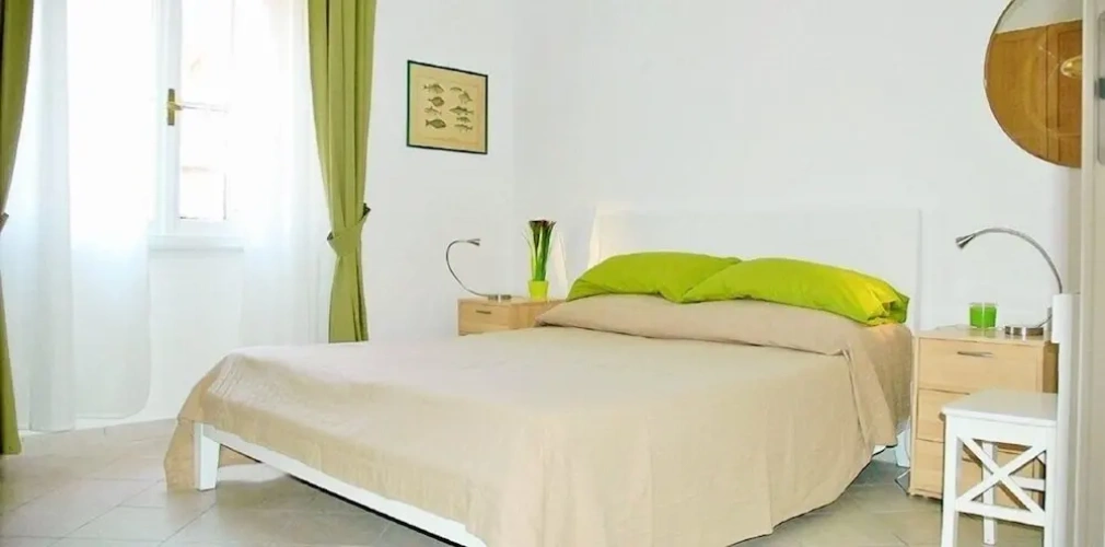 Deluxe Double room with city view