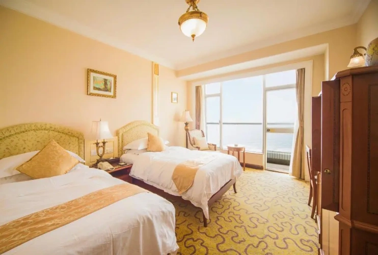 Executive Twin room with sea view