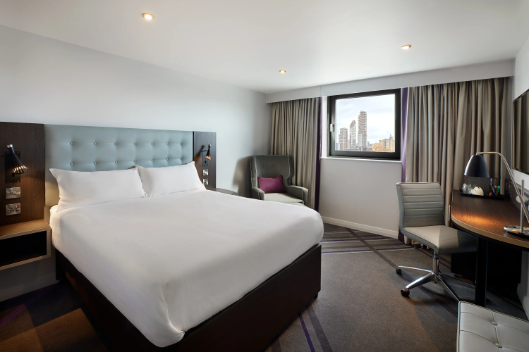 Premier Inn Cirencester