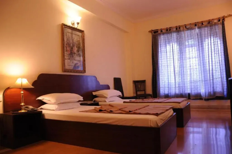 Hotel Pratap Palace