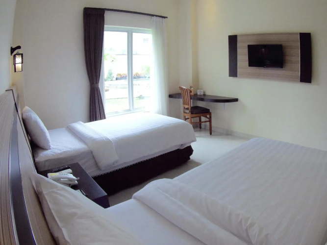 Puri Indah Hotel