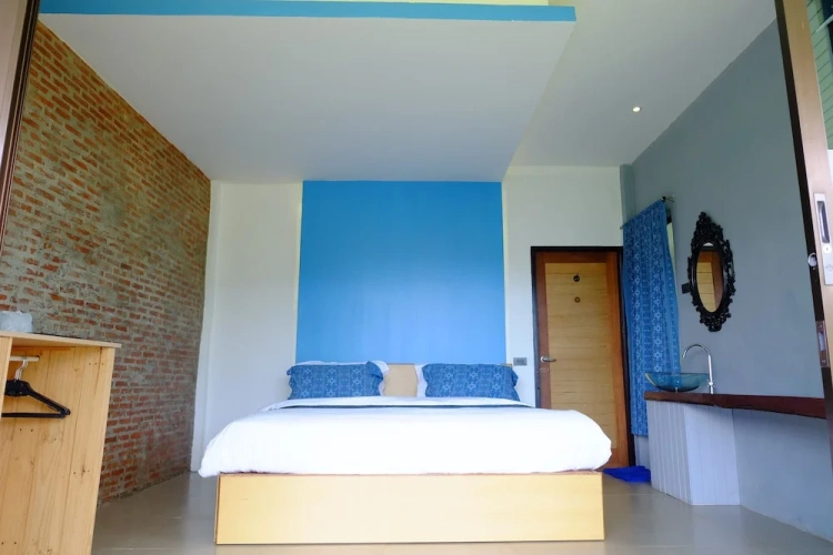 Deluxe room with balcony