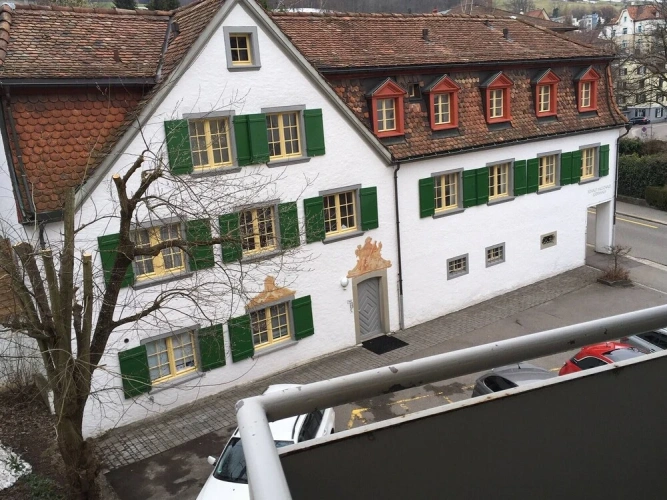 1 Bedroom Apartment with city view