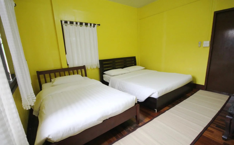 Baan Bua Homestay - Hostel