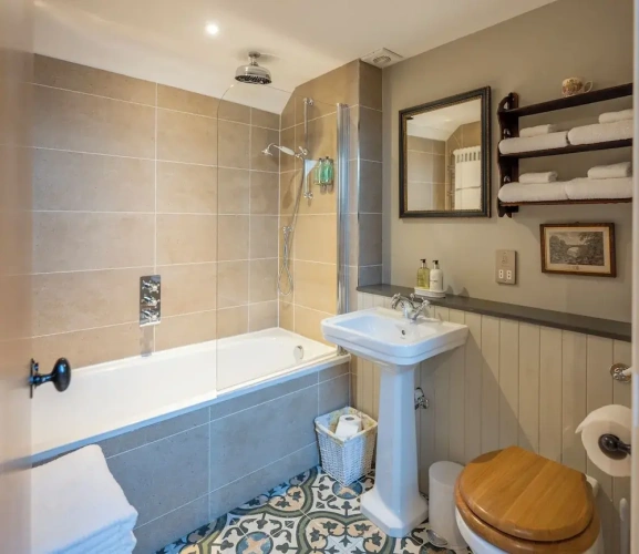 3 Bedrooms Cottage