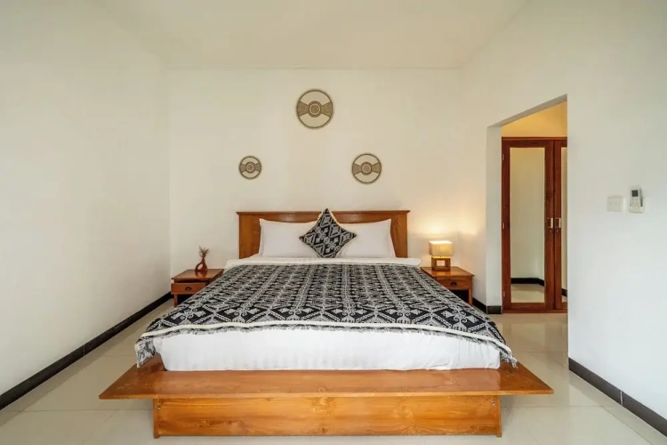 3 Bedrooms Villa with balcony