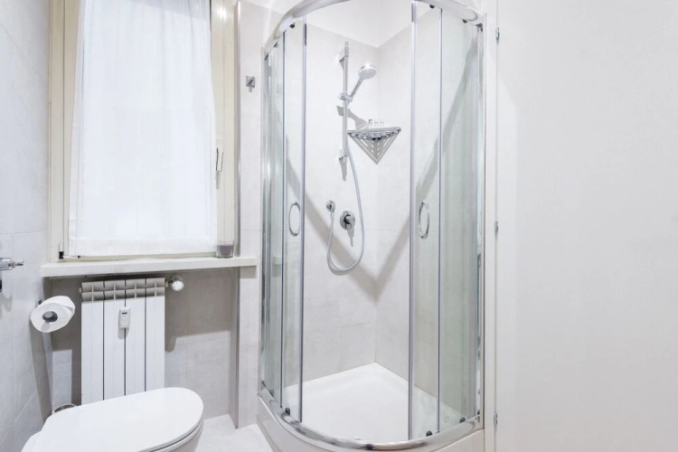 Modern Trendy Flat Well Connected W/vatican