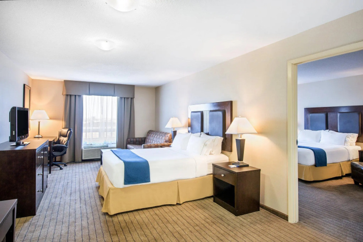 Ramada By Wyndham Prince Albert photo 7