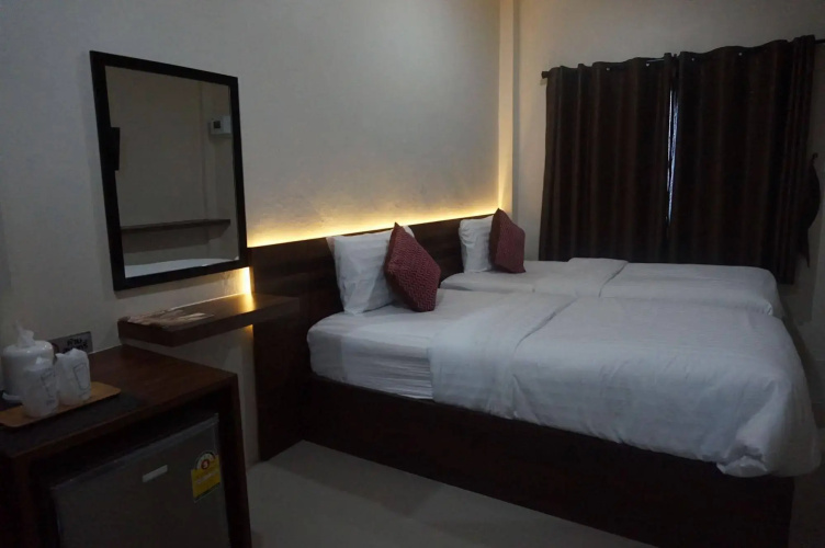 Hyde Place Resort