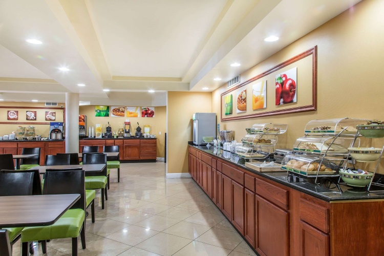 Quality Inn & Suites Middletown - Newport photo 20