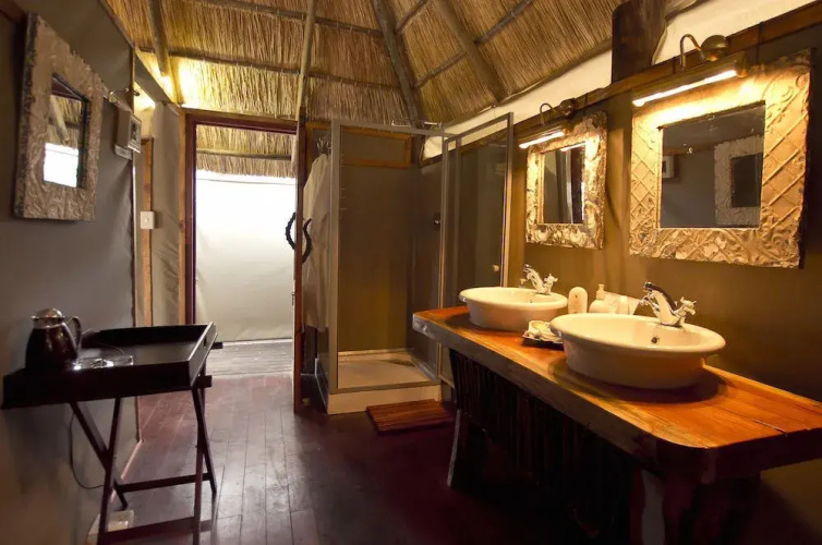 Khulu Lodge