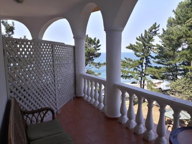 Standard Family room with partial sea view