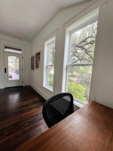 Rare - Unique East Austin Home - Walk to Downtown