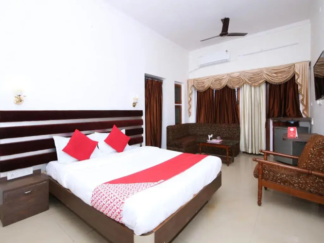 Hotel Kanak by OYO Rooms