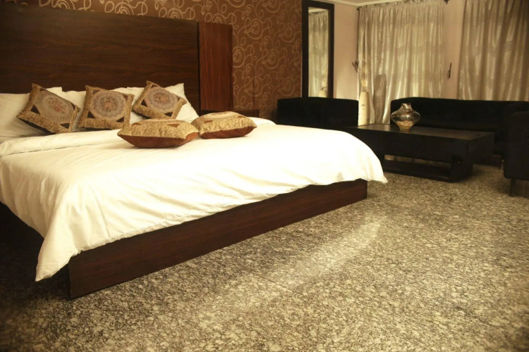 Kindea Hotel
