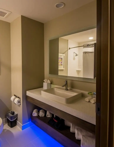 Quadruple Suite with lake view