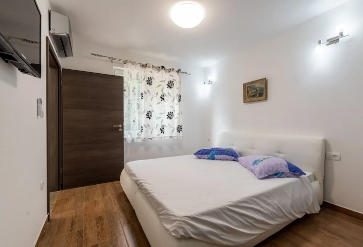 House St. Nikola