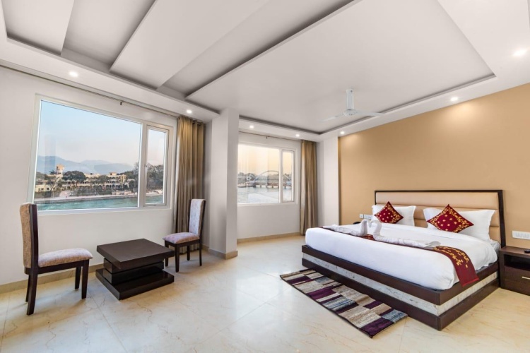 Premium Double room with river view