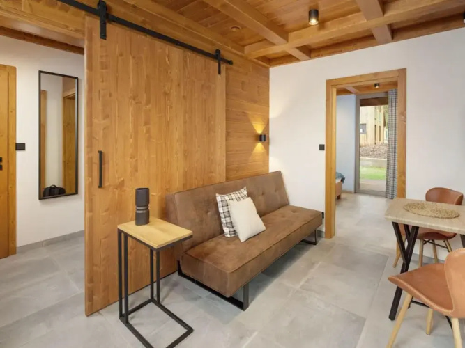 Spacious Villa With Good Ambience