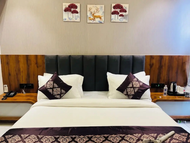 Hotel Royal Empire