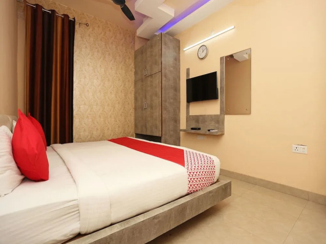 OYO 9321 Adityam inn