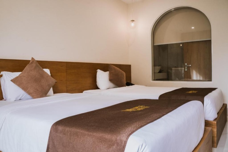 Superior Double room with city view