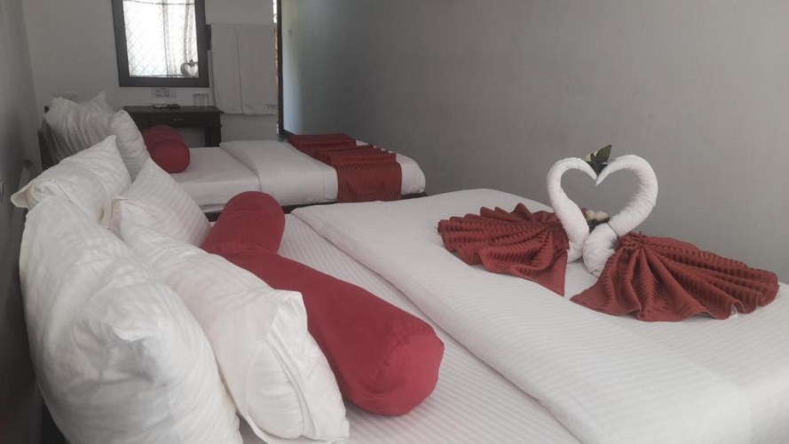 Luxury Triple room