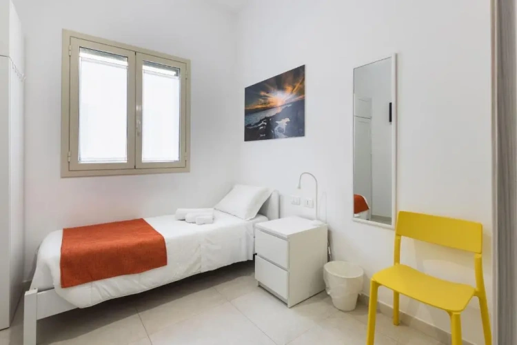 Standard Single room