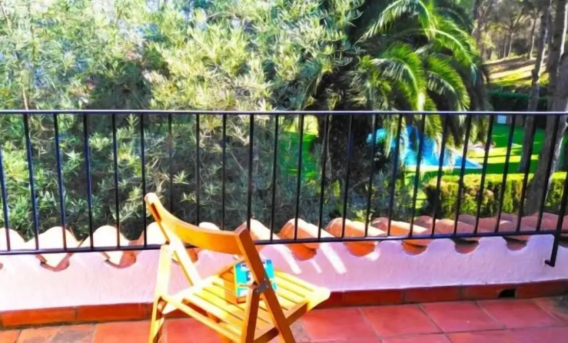 3 Bedrooms Villa with balcony