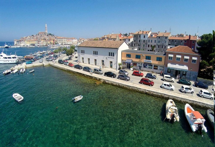 1 Bedroom Apartment with sea view