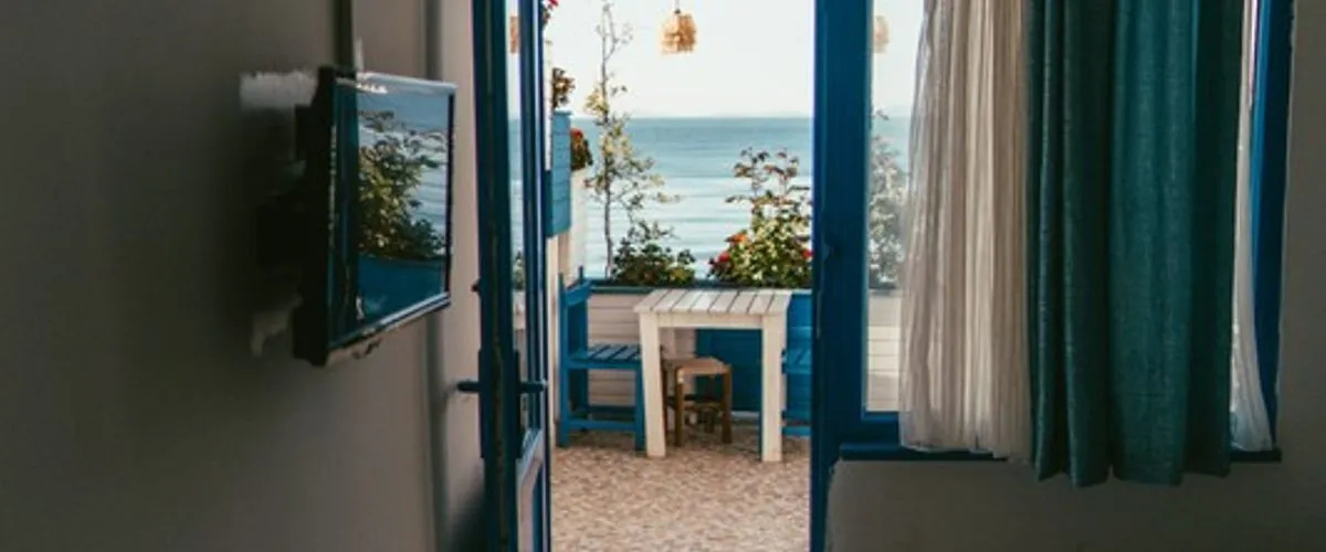 Simirna Sahil Otel