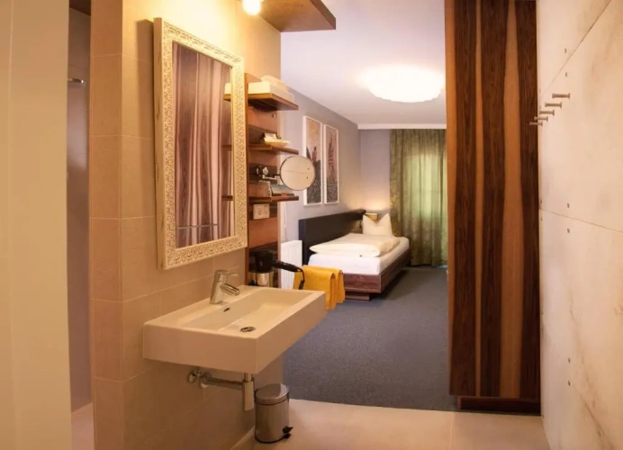 Standard Triple room with balcony