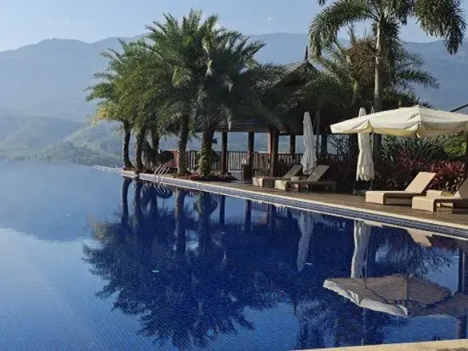 Mountain View Water System Villa