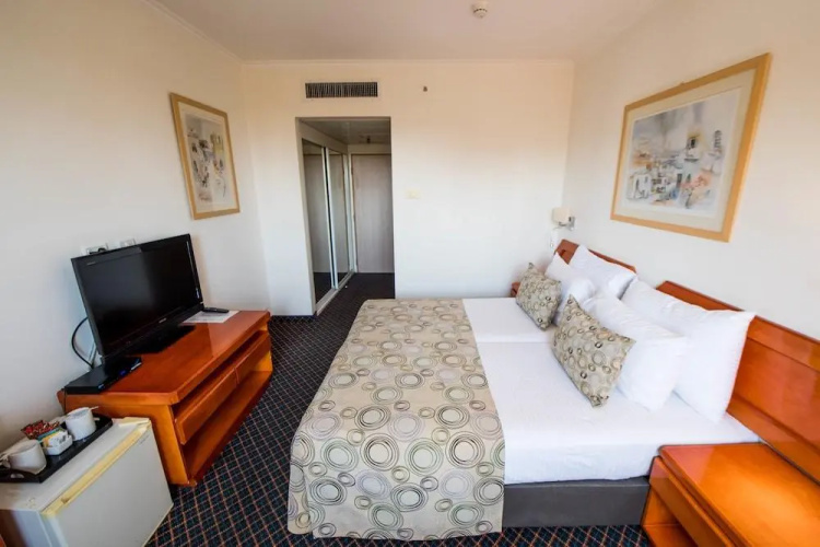 Montefiore Hotel