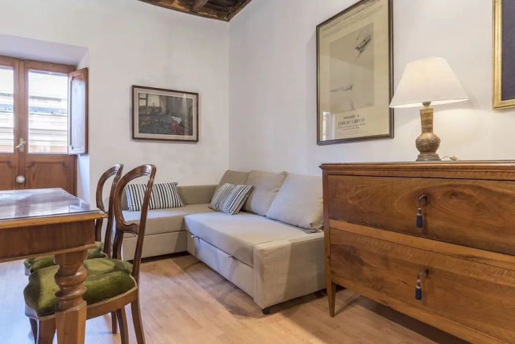Montecitorio & Pantheon Stylish Flat