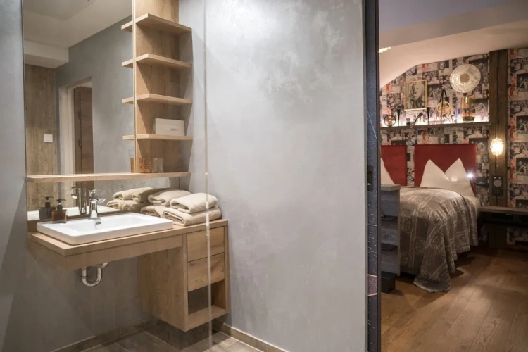 Superior Double room with city view