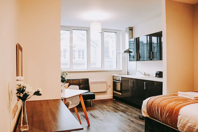 Vincent House Studio Apartments