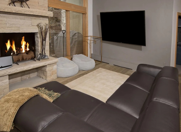 Riva Ridge 630 4 Bedroom Condo by RedAwning