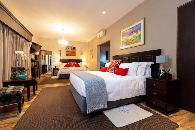 Standard Quadruple room