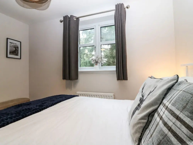 11 Ambleside Court