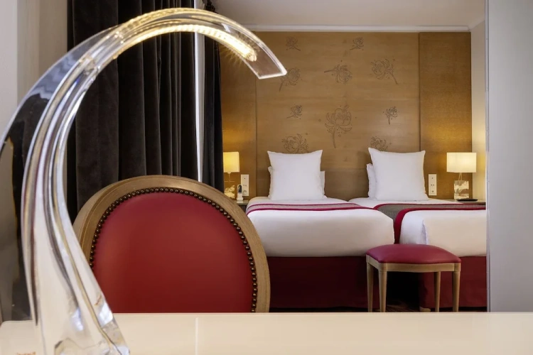 Standard Twin room