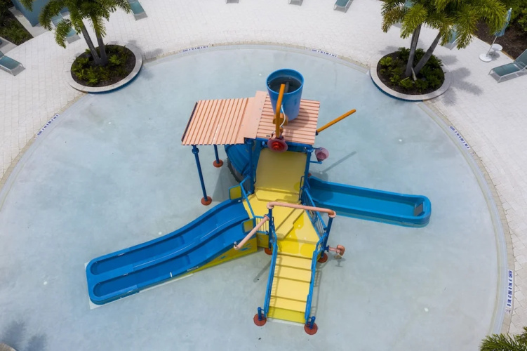 Splendid 5Bd w Pool at Solara Resort 2154