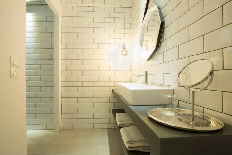 High-End Luxury Apartment