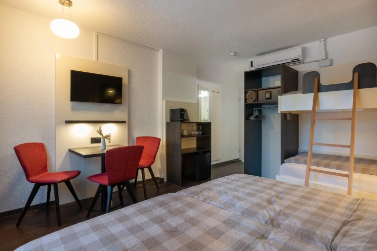Standard Quadruple room