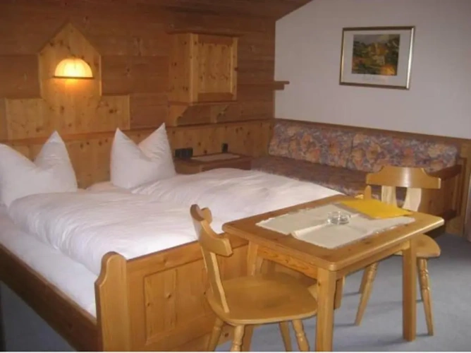 Standard Triple room with balcony