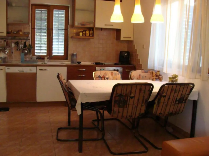 Apartments Mana - 250 m from sea