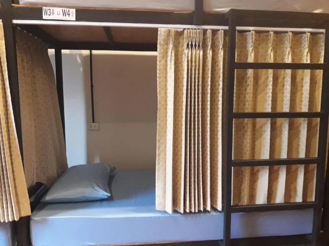 Economy room