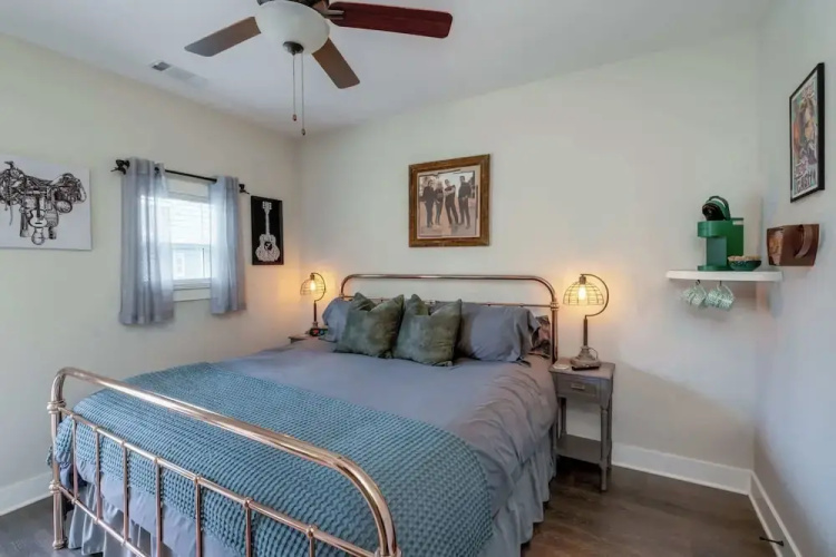 Emerald Shores