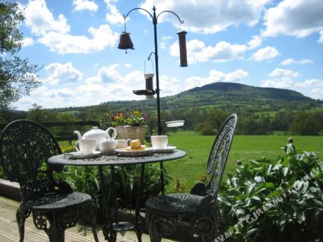 Ladderstile Retreat